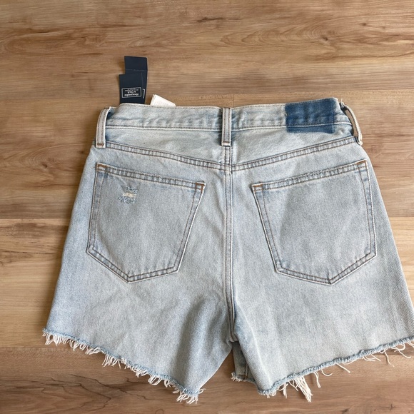 Abercrombie and Fitch shorts - Picture 3 of 4